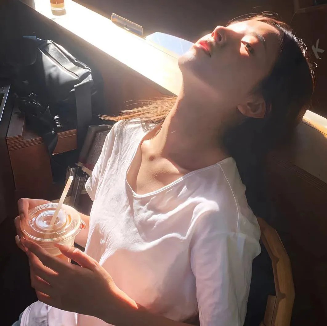 风中划船